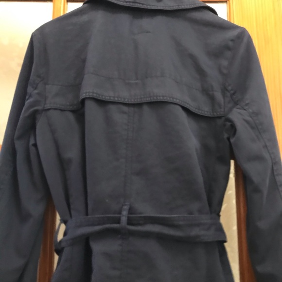 GAP Trench Coat - Picture 5 of 11